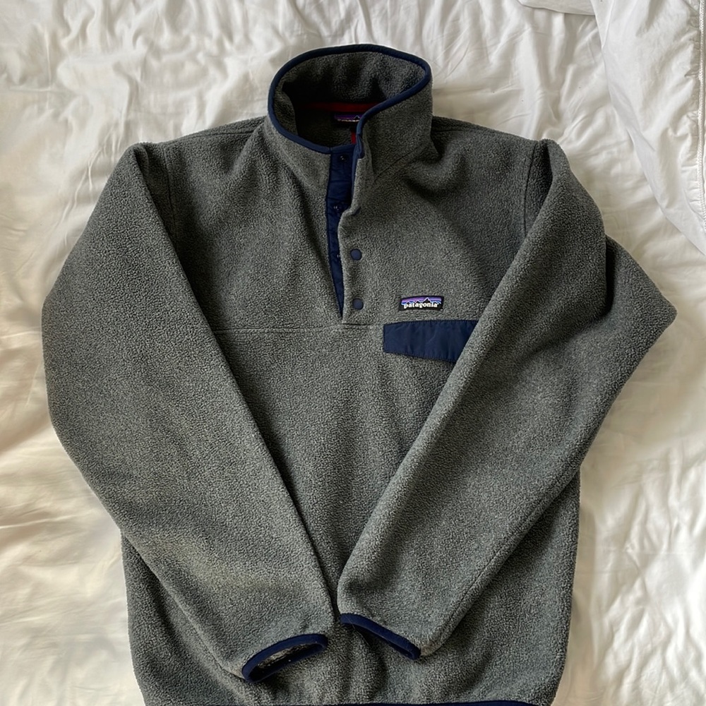 patagonia pullover.